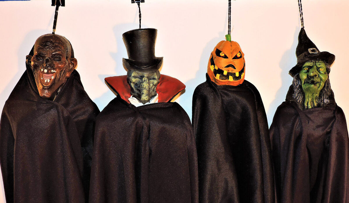 Titelseite 31 Titelseite -Halloween Make up Verkäufe 75